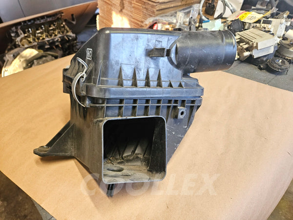 2006-15 Lexus Is250 Air Cleaner Box Air Box Intake 17700-31642 Oem Used