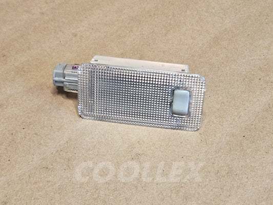 06-2013 Lexus Is250 Cargo Lamp 81250-48010 Oem Used
