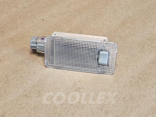 06-2013 Lexus Is250 Cargo Lamp 81250-48010 Oem Used