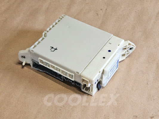 06-2010 Lexus Is250 Front Lh Juction Block Fuse Box 82733-53040 Oem Used