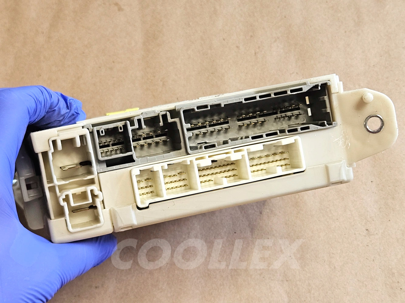 06-2010 Lexus Is250 Front Lh Juction Block Fuse Box 82733-53040 Oem Used