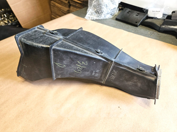 07-09 Lexus Ls460 Fr Rh Intake Duct For Brake Cooling 53207-50010 Oem Used