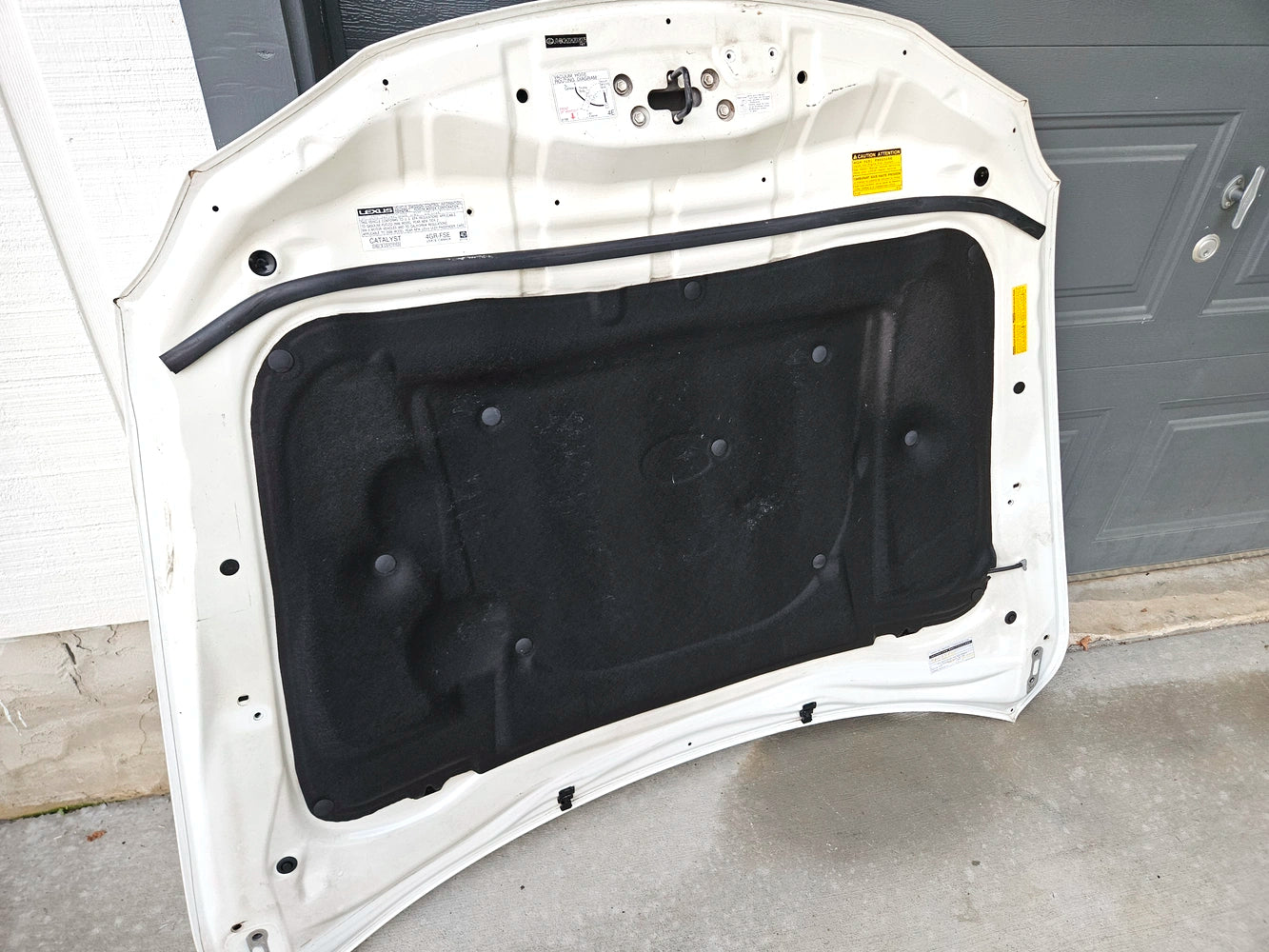 06-2013 Lexus Is250 Hood 53301-53050 CC:062 White Oem Used