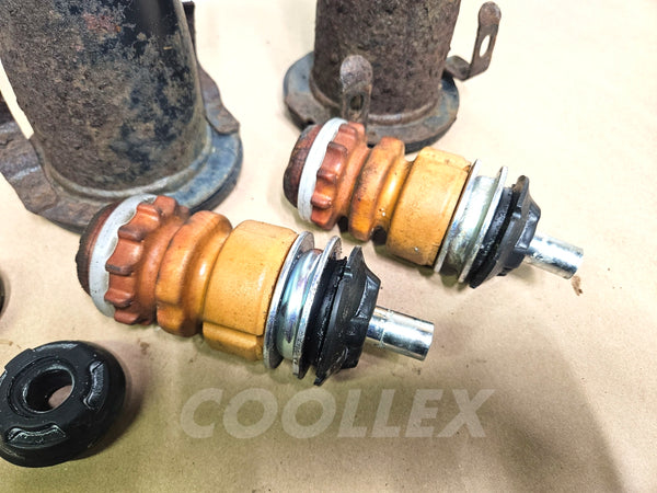 06-2013 Lexus Is250 Rear Strut Mounts 48750-30150 Oem Used
