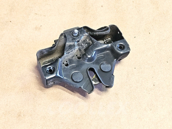 06-2013 Lexus Is250 Hood Latch 53510-53061 Oem Used