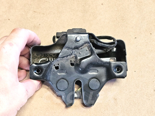 06-2013 Lexus Is250 Hood Latch 53510-53061 Oem Used