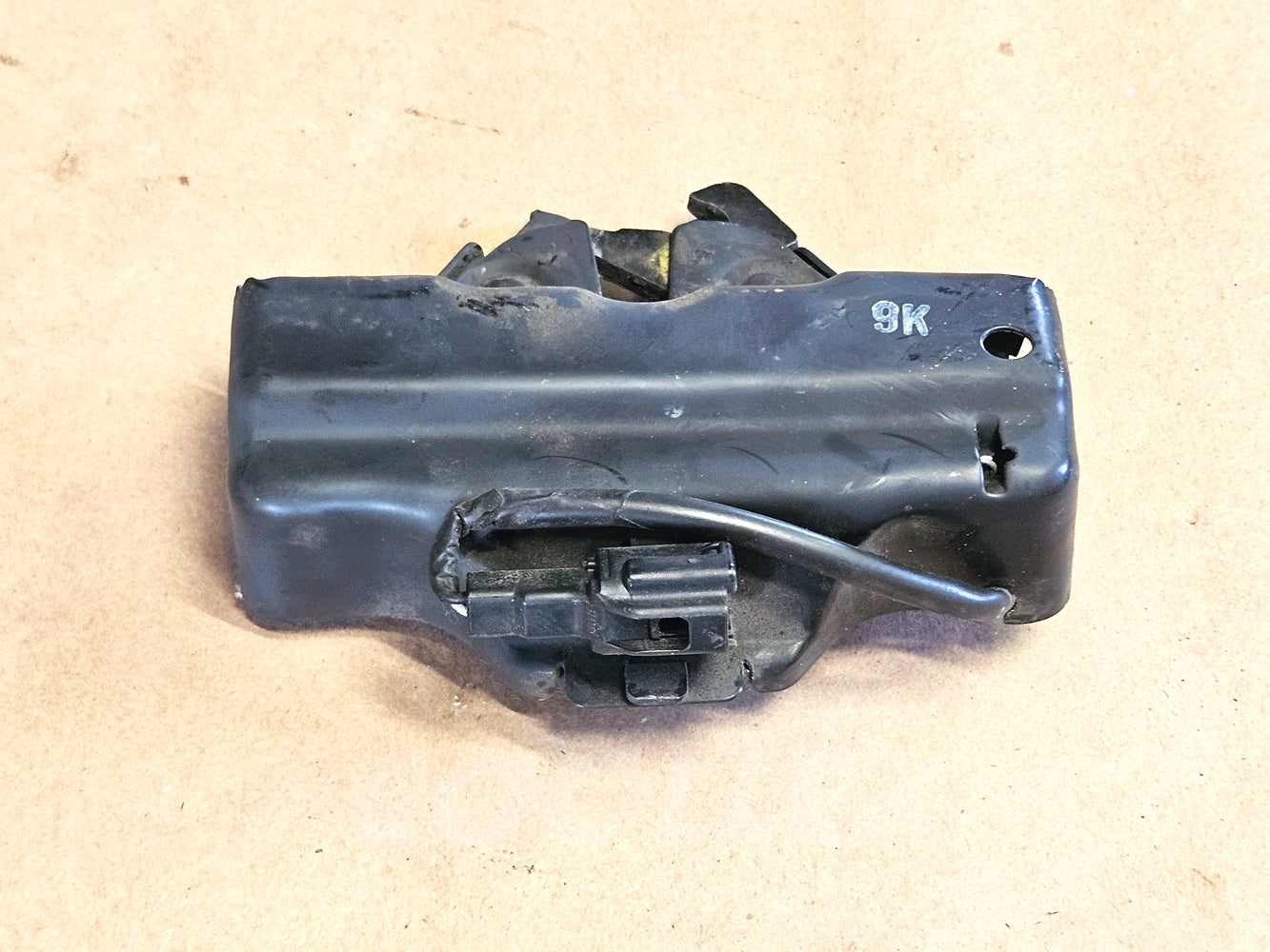 06-2013 Lexus Is250 Hood Latch 53510-53061 Oem Used