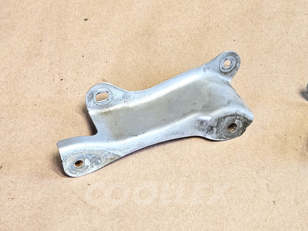 06-2013 Lexus Is250 Is350 Lower Fender Brackets 53835-53010, 53836-53010 Oem Used