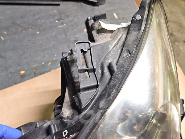 06-11 Lexus Is250 Lh Driver HID Headlight Complete 81070-53341 Oem Used