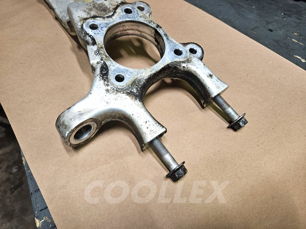 06-2013 Lexus Is250 Awd Front Left Steering Knuckle w/Bolts 43202-53020 Oem Used