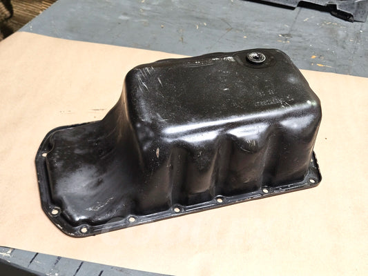 07-2016 Mini Cooper 1.6L Oil Pan 11-13-7-550-483 Oem Used