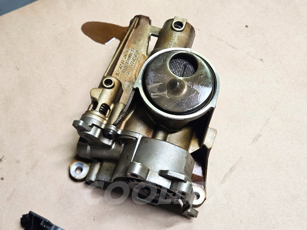 07-2016 Mini Cooper 1.6L Oil Pump 11-41-7-647-376 Oem Used