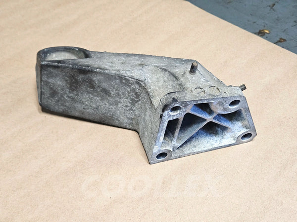 06-16 Lexus Is250 Awd Front Left Engine Mount Bracket 12302-31020 Oem Used