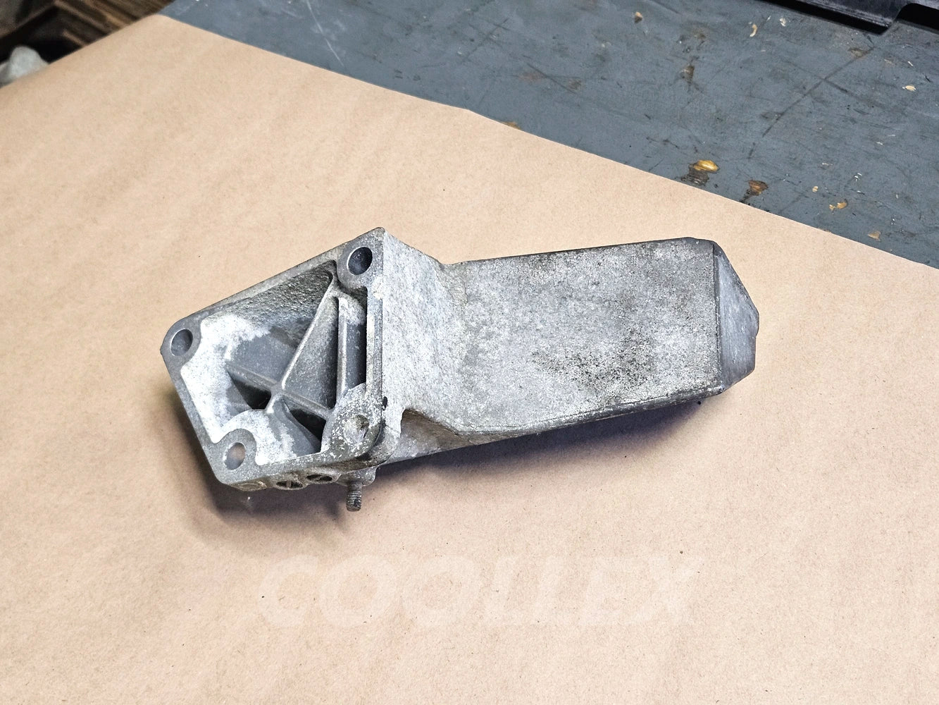 06-16 Lexus Is250 Awd Front Left Engine Mount Bracket 12302-31020 Oem Used