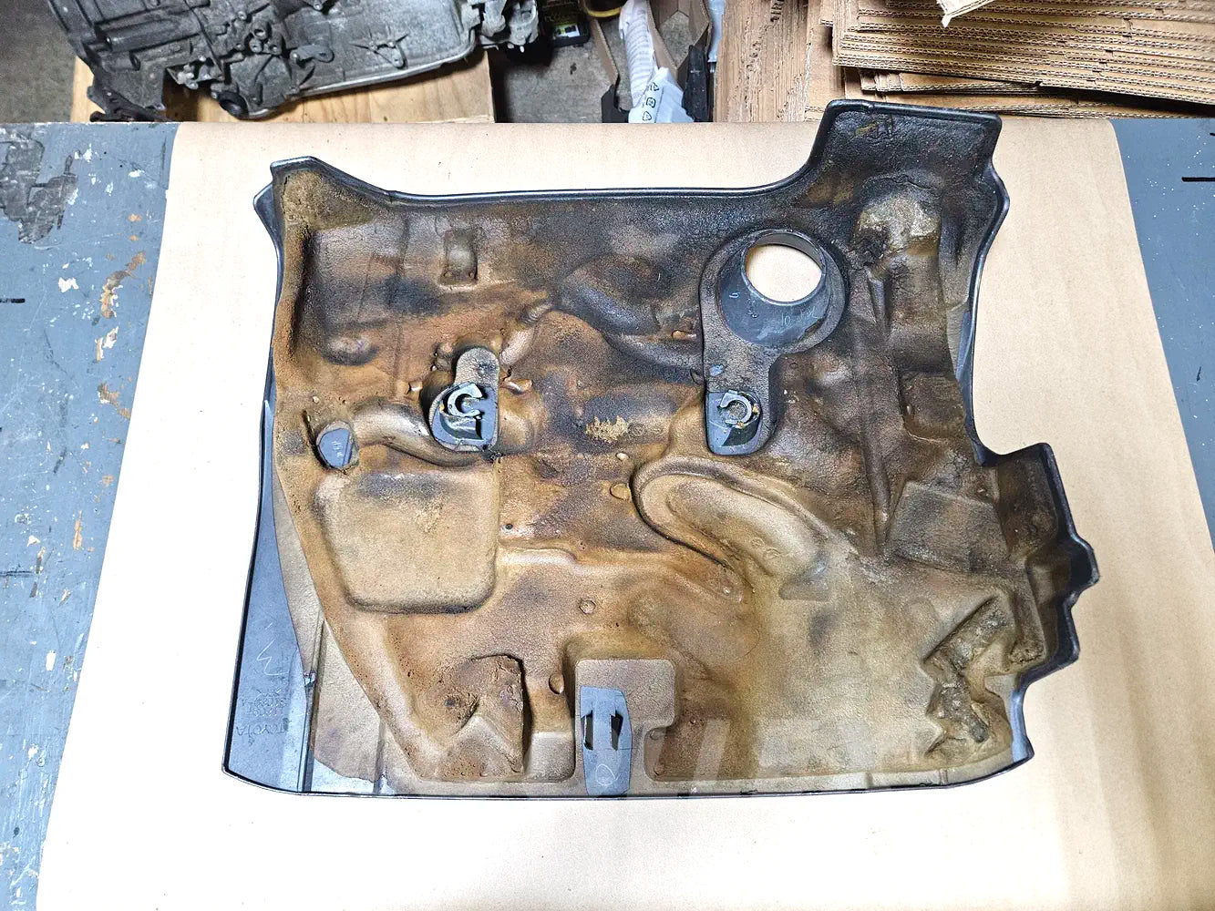 06-2013 Lexus Is250 Engine Cover V Bank 11209-31201 Oem Used