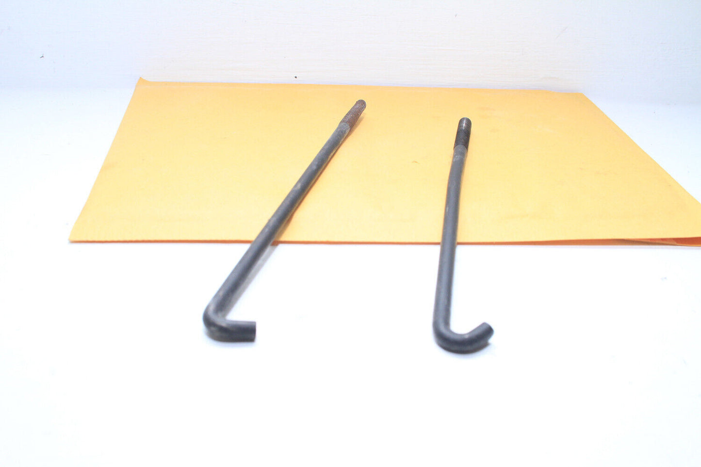 98-05 Lexus Gs300 Gs430 Battery Clamp Bolt x2 74451-30100 Oem Used