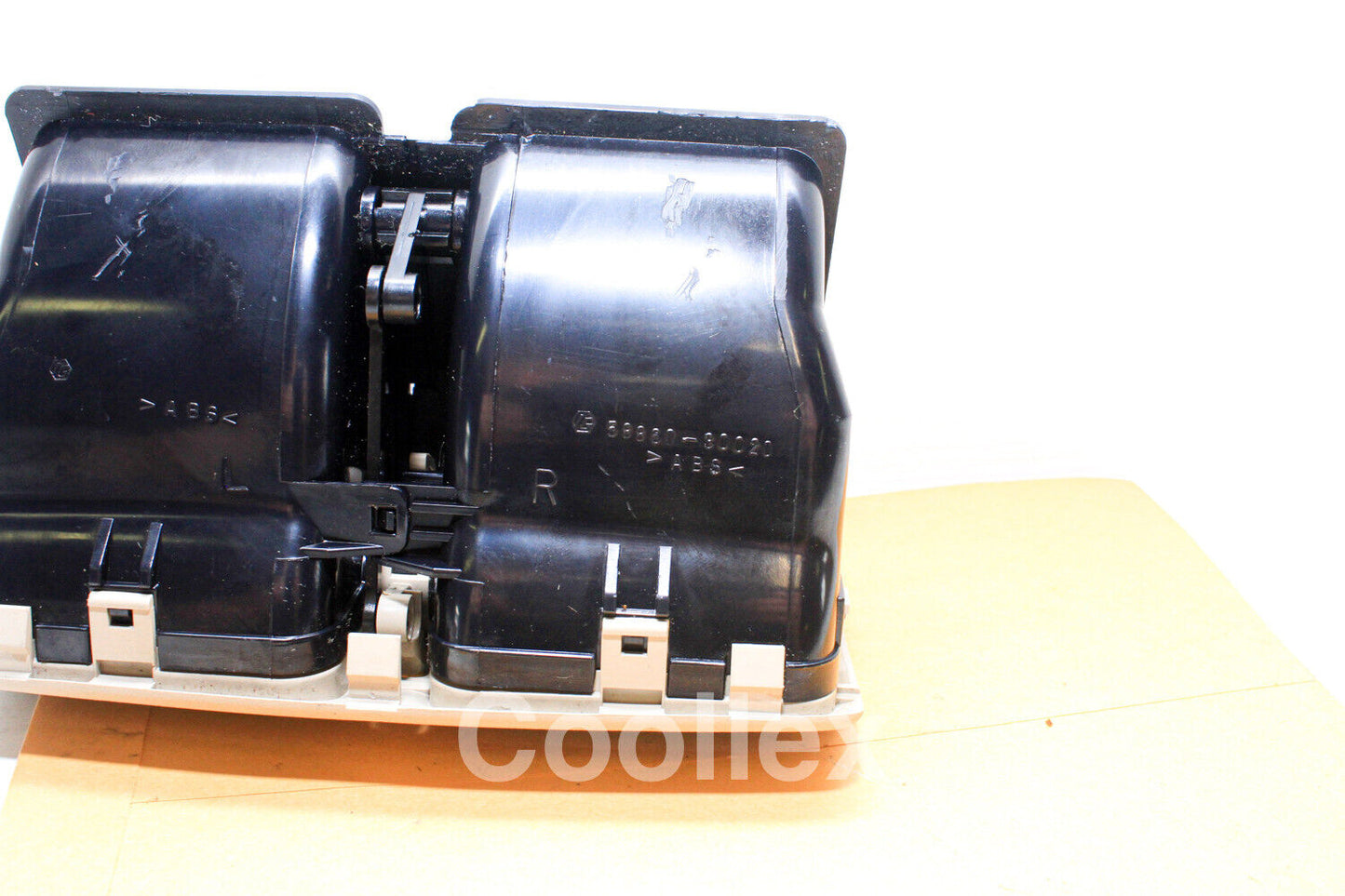 98-05 Lexus Gs300 Gs430 Rear Air Vent Center Console 58860-30020-A0 Oem
