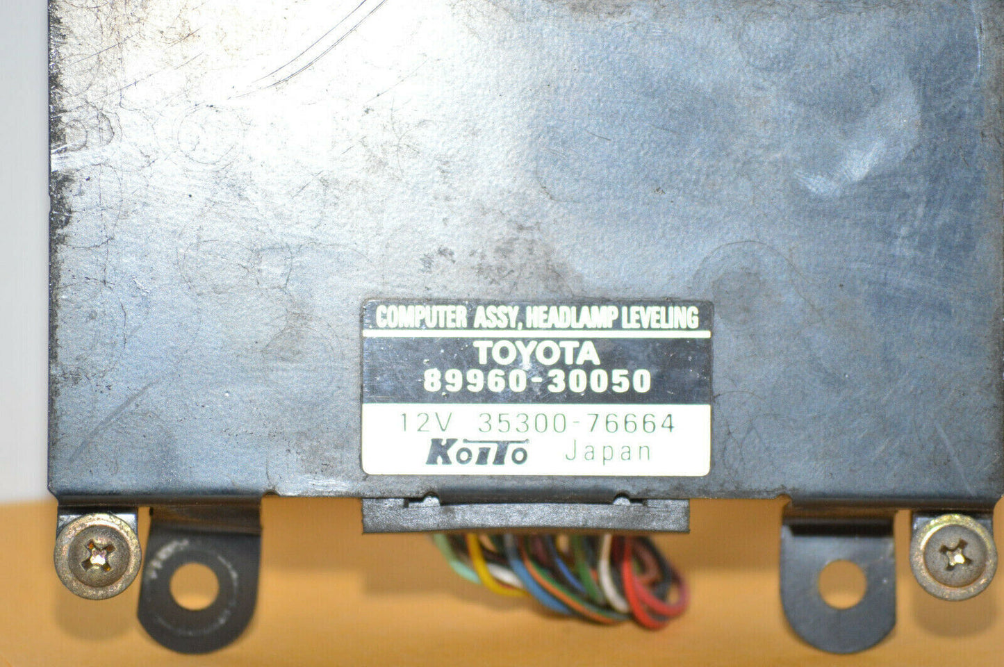 98-99 Lexus Gs300 Gs400 Headlamp Leveling Computer 89960-30051 Oem Used