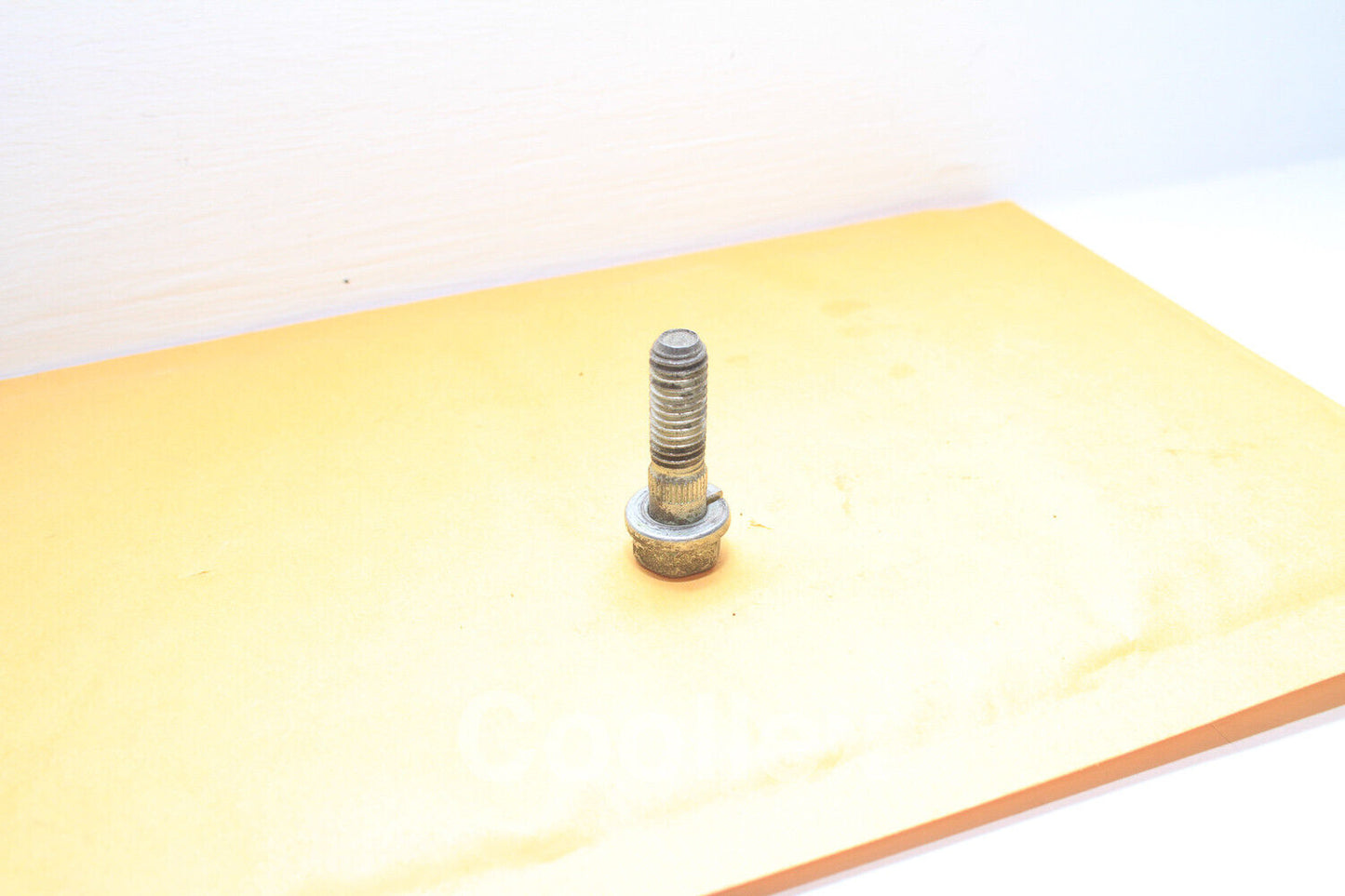 Lexus 90119-08560 Coupling Shaft Bolt 90080-11555 Oem Used