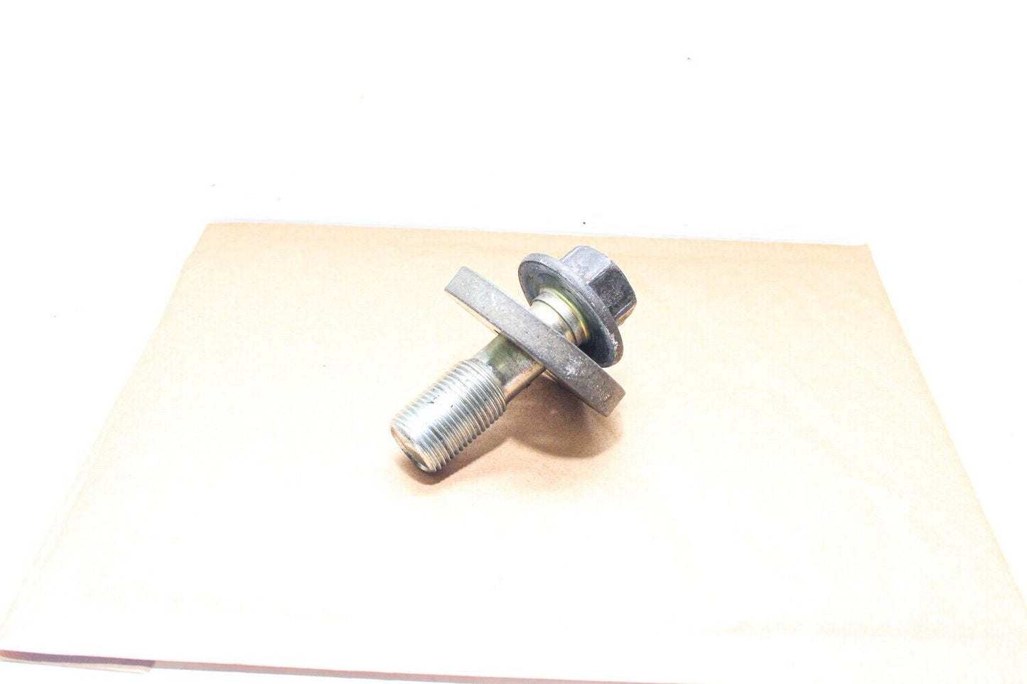 01-05 Lexus Is300 Camshaft Bolt w/Washer 90119-18002 Oem