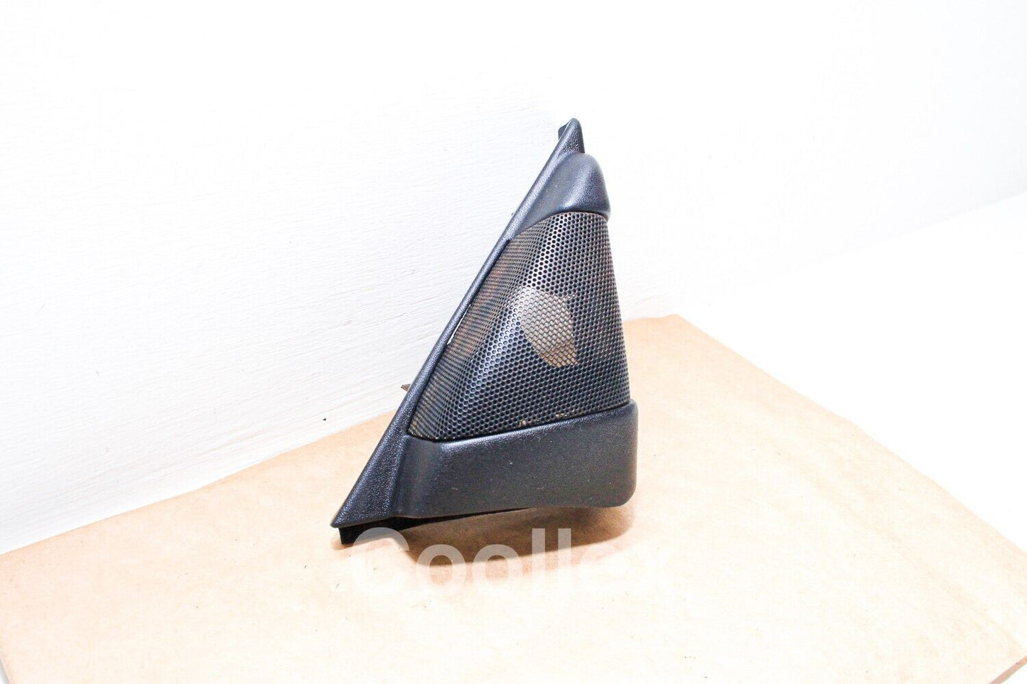 01-05 Lexus Is300 Front Rh Tweeter Speaker Cover 67491-53020-C0 Oem Used