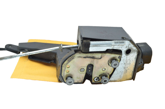 01-05 Lexus Is300 Front Rh Door Lock Latch Actuator 69110-53020 Oem Used