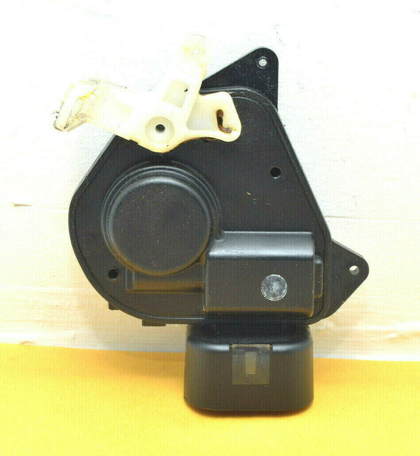 01-05 Lexus Is300 Rear Rh Door Lock Latch 69130-51010 Oem Used