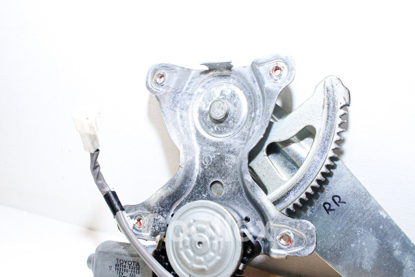 01-05 Lexus Is300 Rear Right Window Motor w/Regulator 85710-53030, 69803-53020 Oem Used