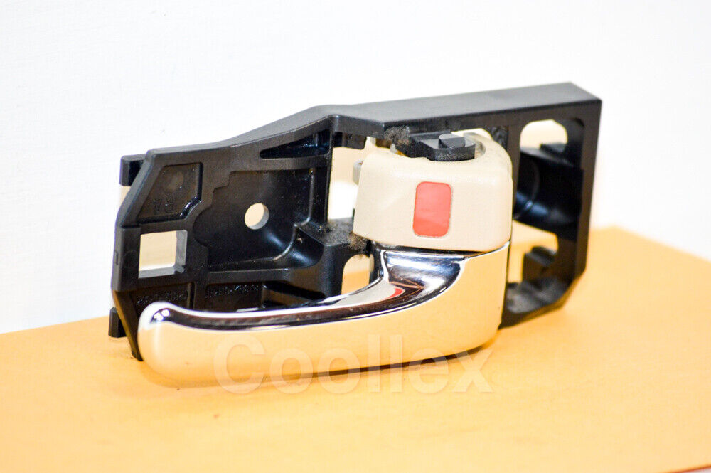 01-05 Lexus Is300 Right Door Inside Handle Ivory 69205-47010-A1 Oem Used