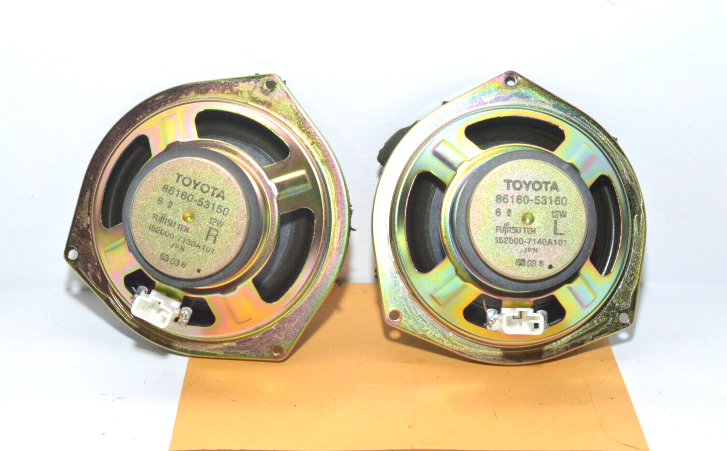 02-05 Lexus Is300 Wagon Rear Quarter Speakers 86160-53150, 86160-53160 Oem Used