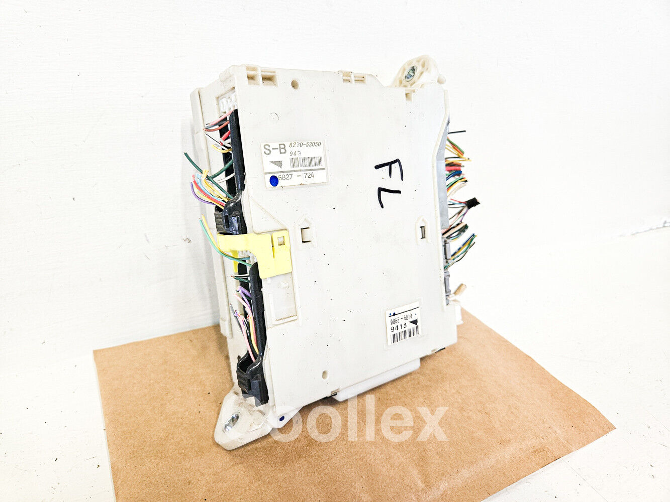 06-08 Lexus Is250 Front Left Under Dash Fuse Relay Box 82733-53040 Oem