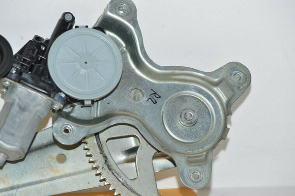 06-08 Lexus Is250 Rear Right Window Motor w/Regulator 85720-58010 Oem Used