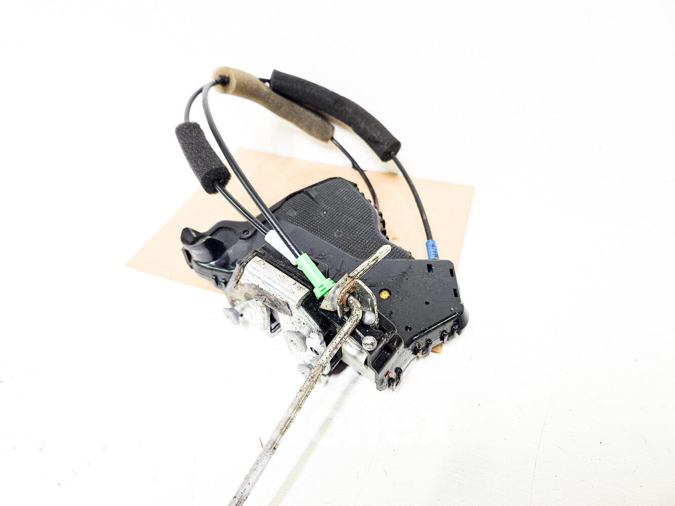 06-13 Lexus Is250 Front Right Door Latch 69030-53100 Oem Used