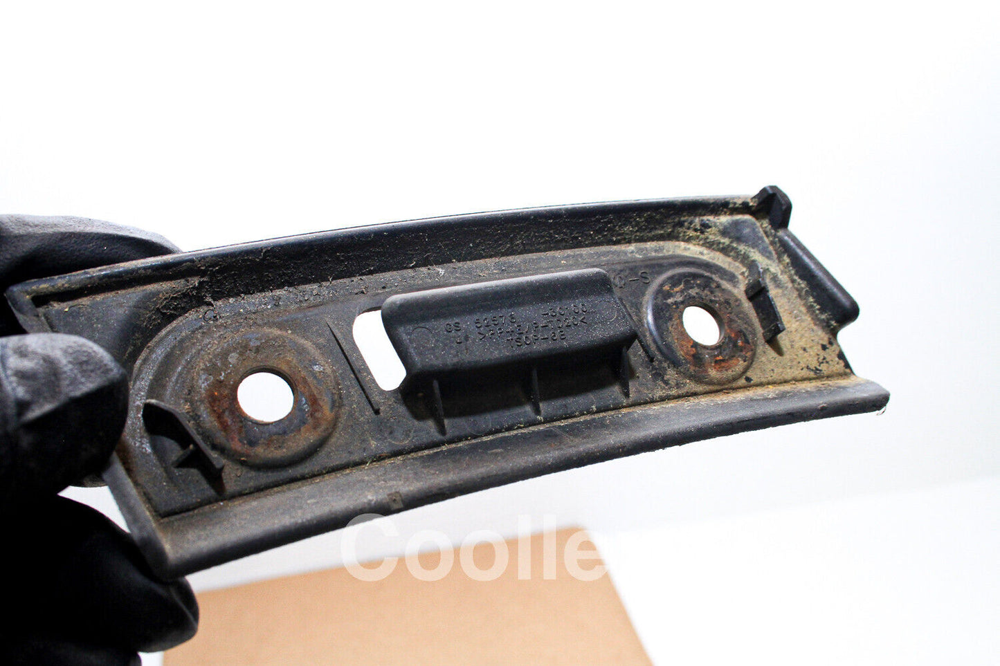 06-13 Lexus Is250 Is350 Rear Bumper Retainer Pair 52577-30100 52578-30100 Oem Used