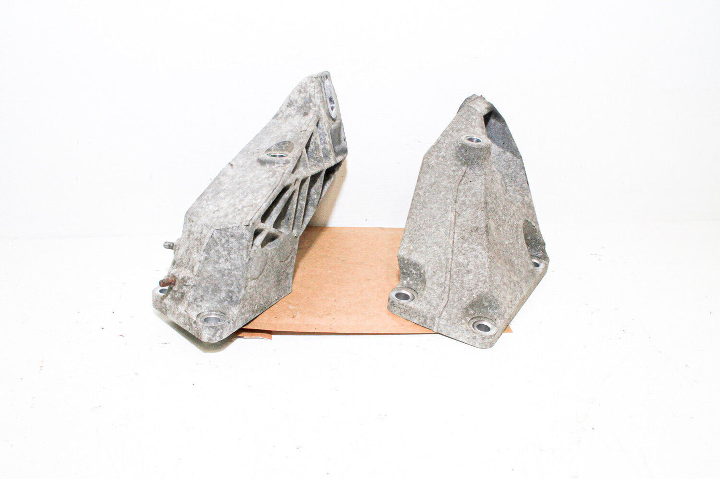 06-15 Lexus Is250 Awd Front Engine Mounts 12302-31020, 12321-31040 Oem