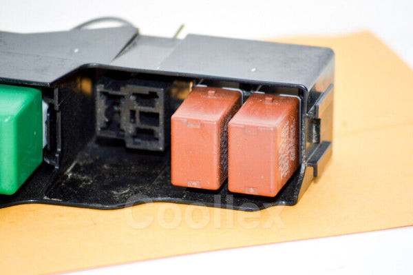 06-15 Lexus Is250 Is350 Fuse Relay Block w/Denso Relays 82660-30A10 Oem Used