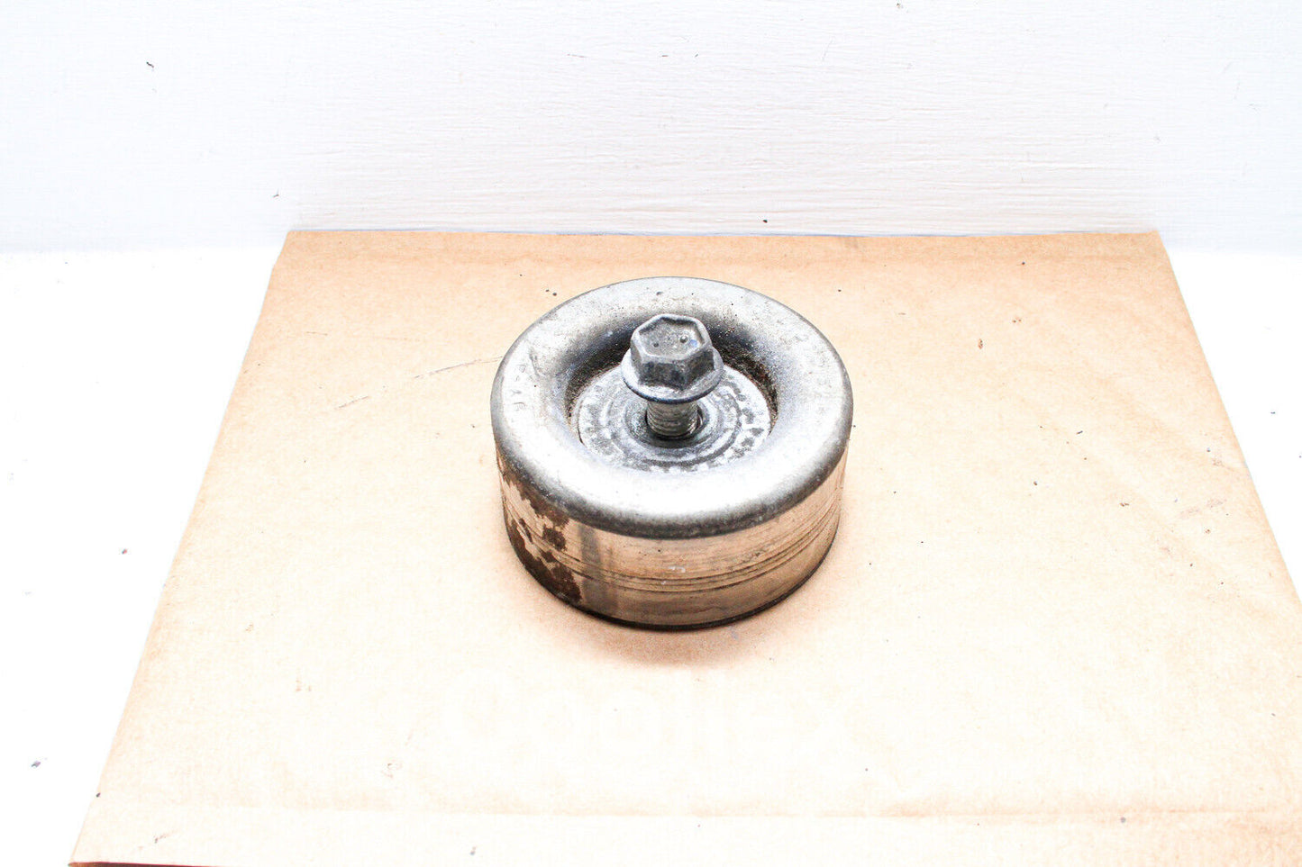 06-19 Lexus Is Idler Pulley w/Bolt 16604-31010 Oem