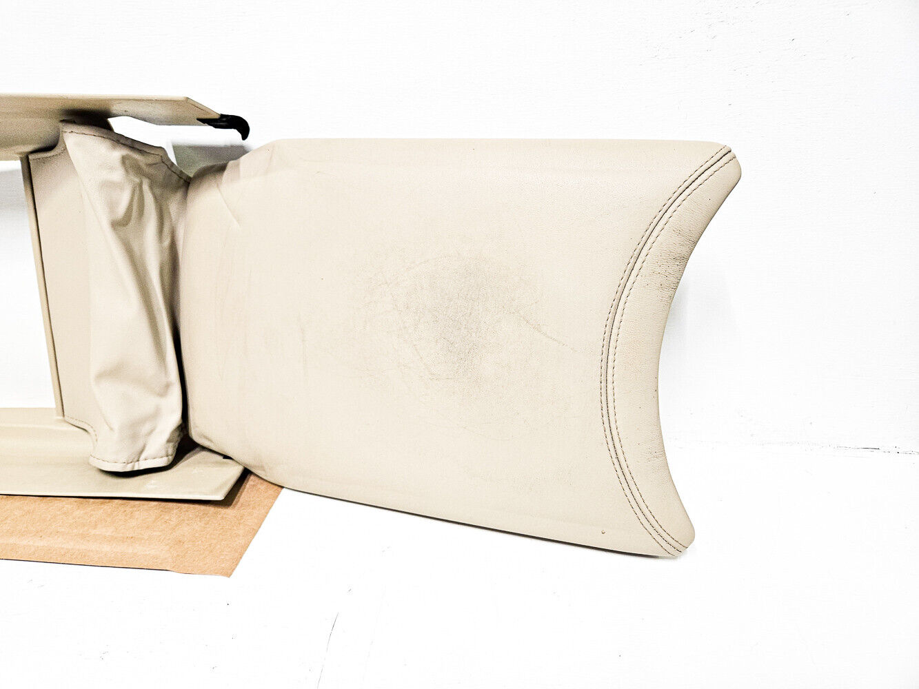 07-09 Lexus Ls460 Rear Seat Armrest Top Section 72830-50B90-A2 Ivory Oem Used
