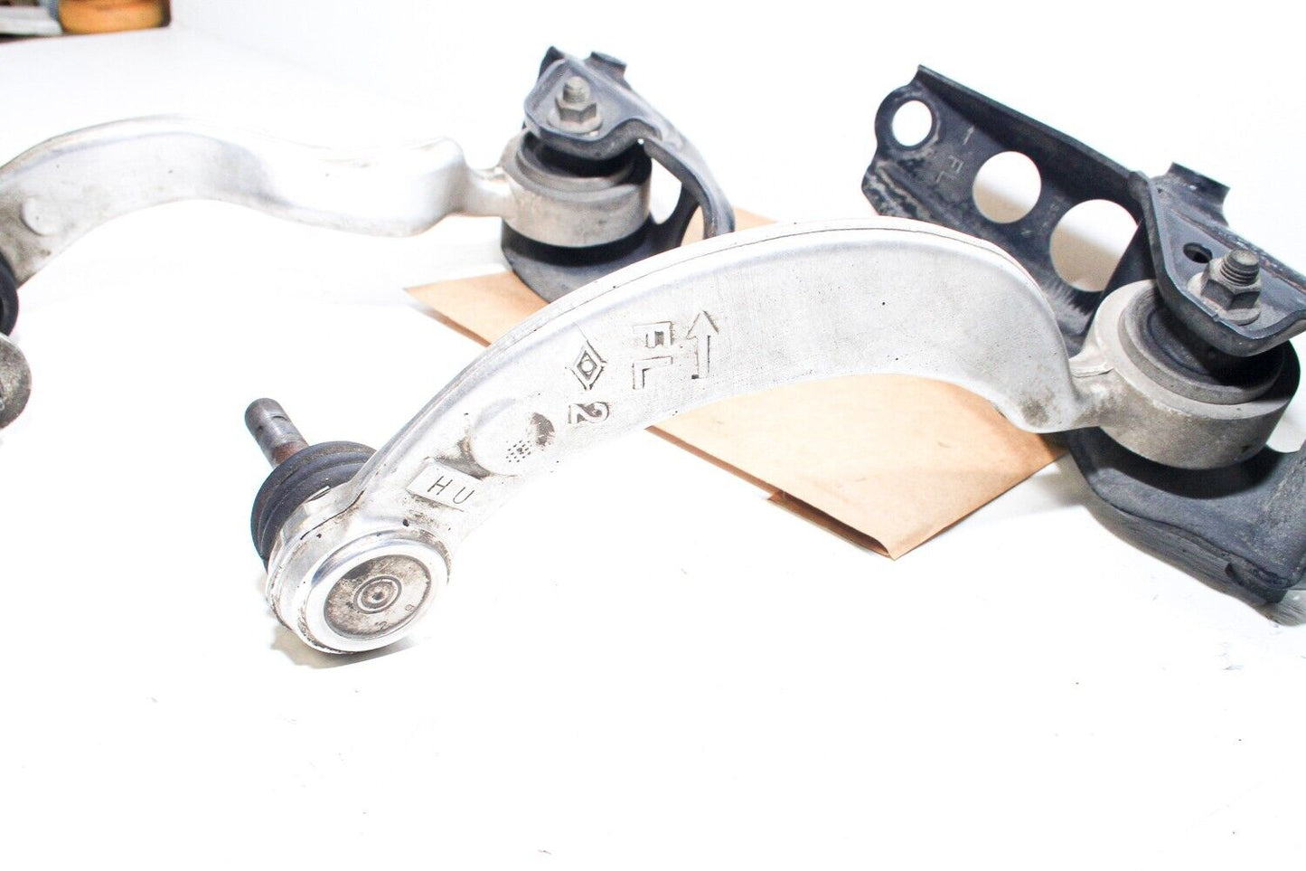 07-11 Lexus Ls460 Front Lh Rh Upper Suspension Arms w/Plates 48610-59135 Oem Used