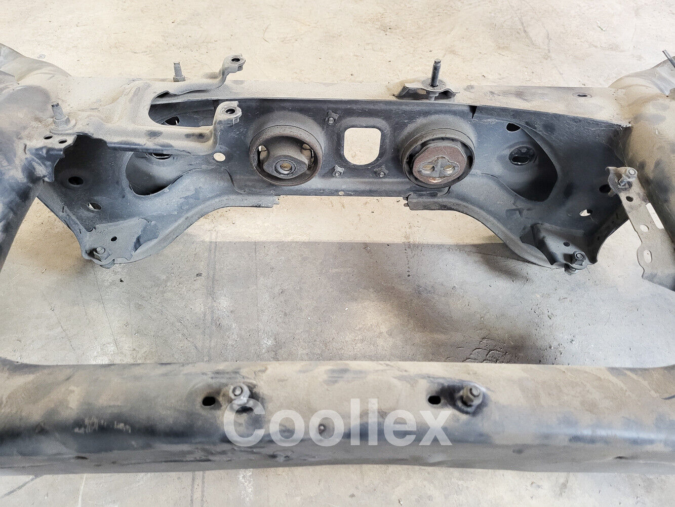 07-14 Lexus Ls460 Rear Cross member Rear Subframe 51206-50050 Oem Used