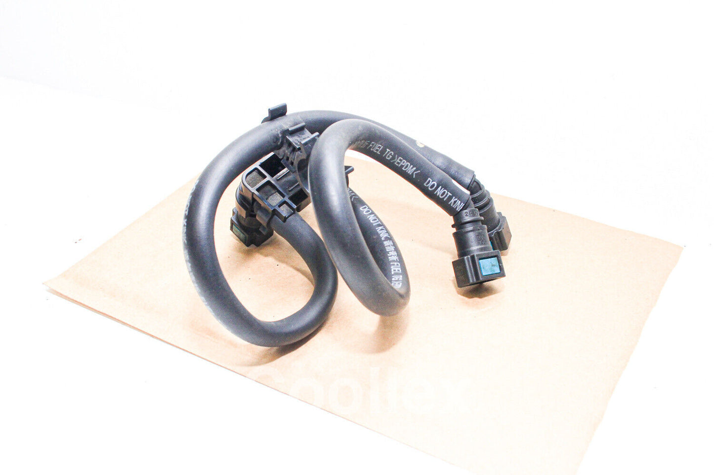 07-17 Lexus Ls460 Fuel Line Hose Driver Side Upper Fuel Pump 23274-38010 Oem Used