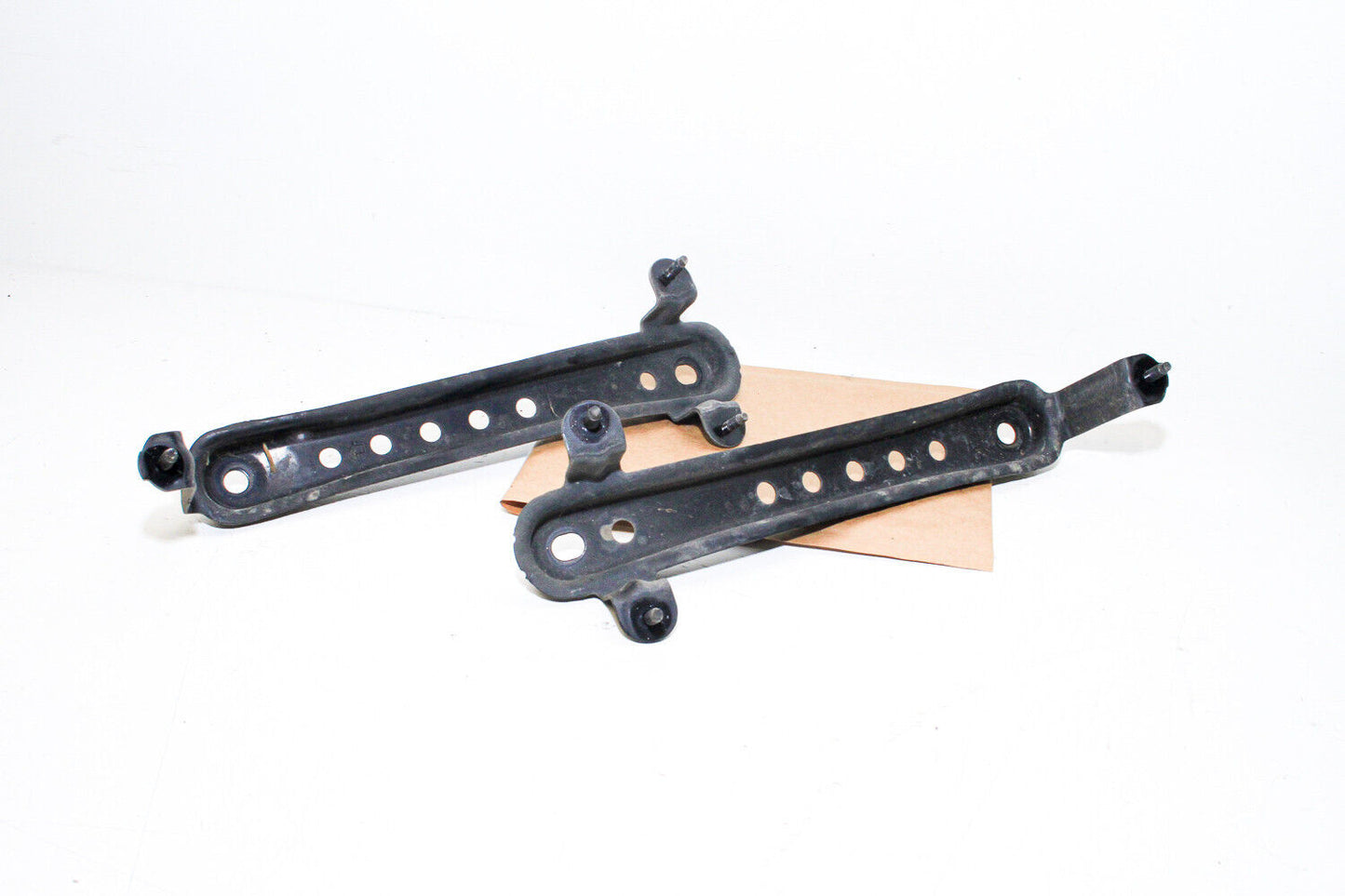07-17 Lexus Ls460 Rear Crossmember Brace Left, Right 52295-50030 Oem Used