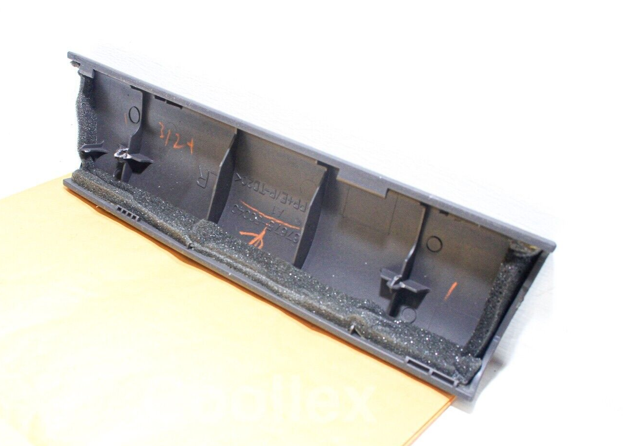 07-17 Lexus Ls460 Rear Right Door Frame Garnish 67675-50040-E0 Oem Used