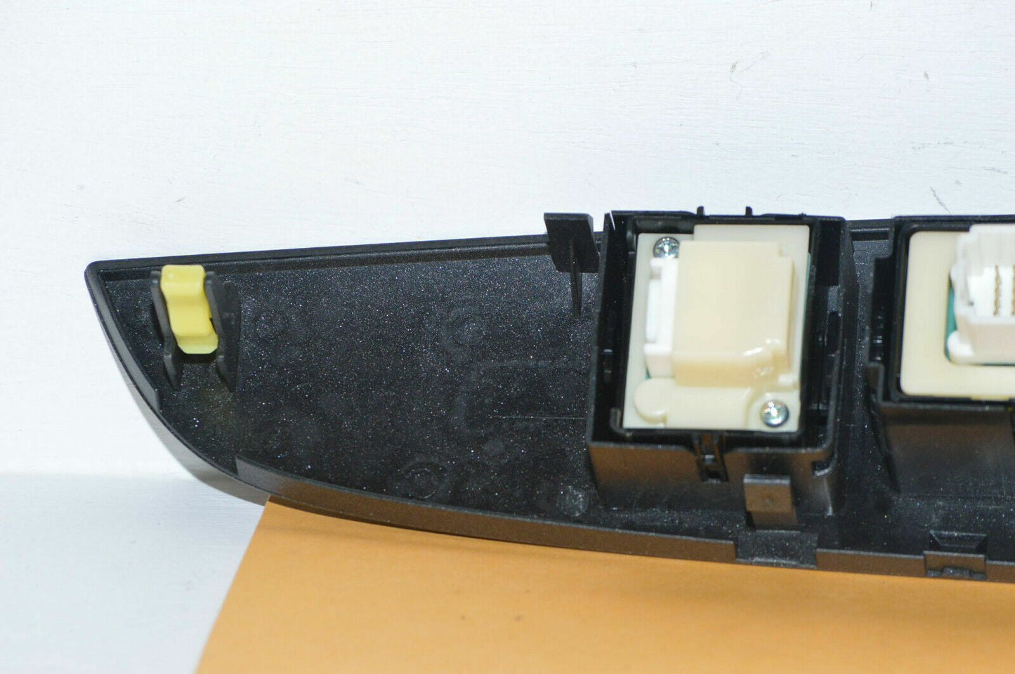 09-11 Lexus Is250 Is350 Front Rh Panel, Window Switch 74231-53330, 84810-33110 Oem Used