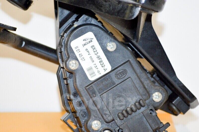 09-15 Jaguar XF Supercharged Accelerator Gas Pedal C2D20663, C2Z6453 Oem Used