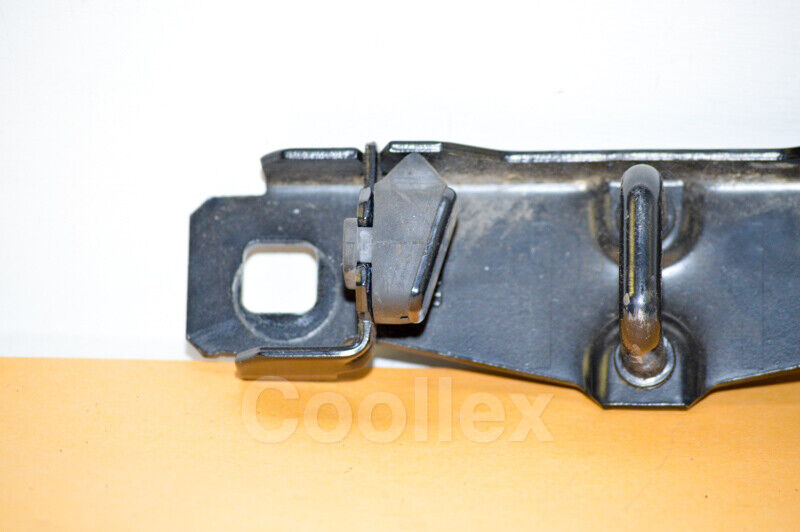 09-15 Jaguar XF Trunk Lid Lock Plate Striker C2P8514 Oem