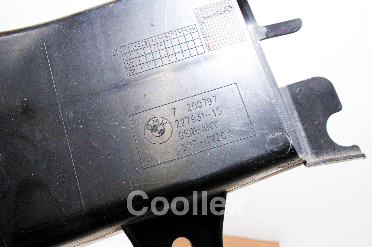 11-13 Bmw 550i F10 Front Left Lower Intake Duct 51-74-7-200-797 Oem Used