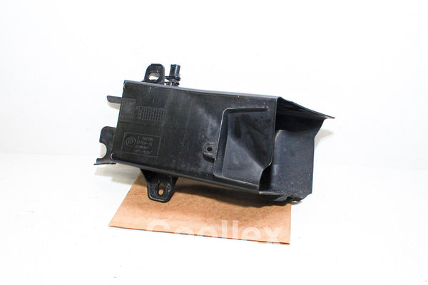 11-13 Bmw 550i F10 Front Rh Lower Intake Duct 51-74-7-200-798 Oem Used