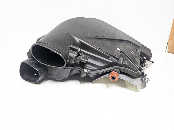 11-13 Bmw 550i F10 Right Air Cleaner Assembly 4.4 13-71-7-577-466 Oem