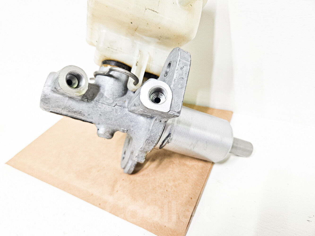 11-16 Bmw 550i F10 Brake Master Cylinder 34-33-6-796-729 Oem Used